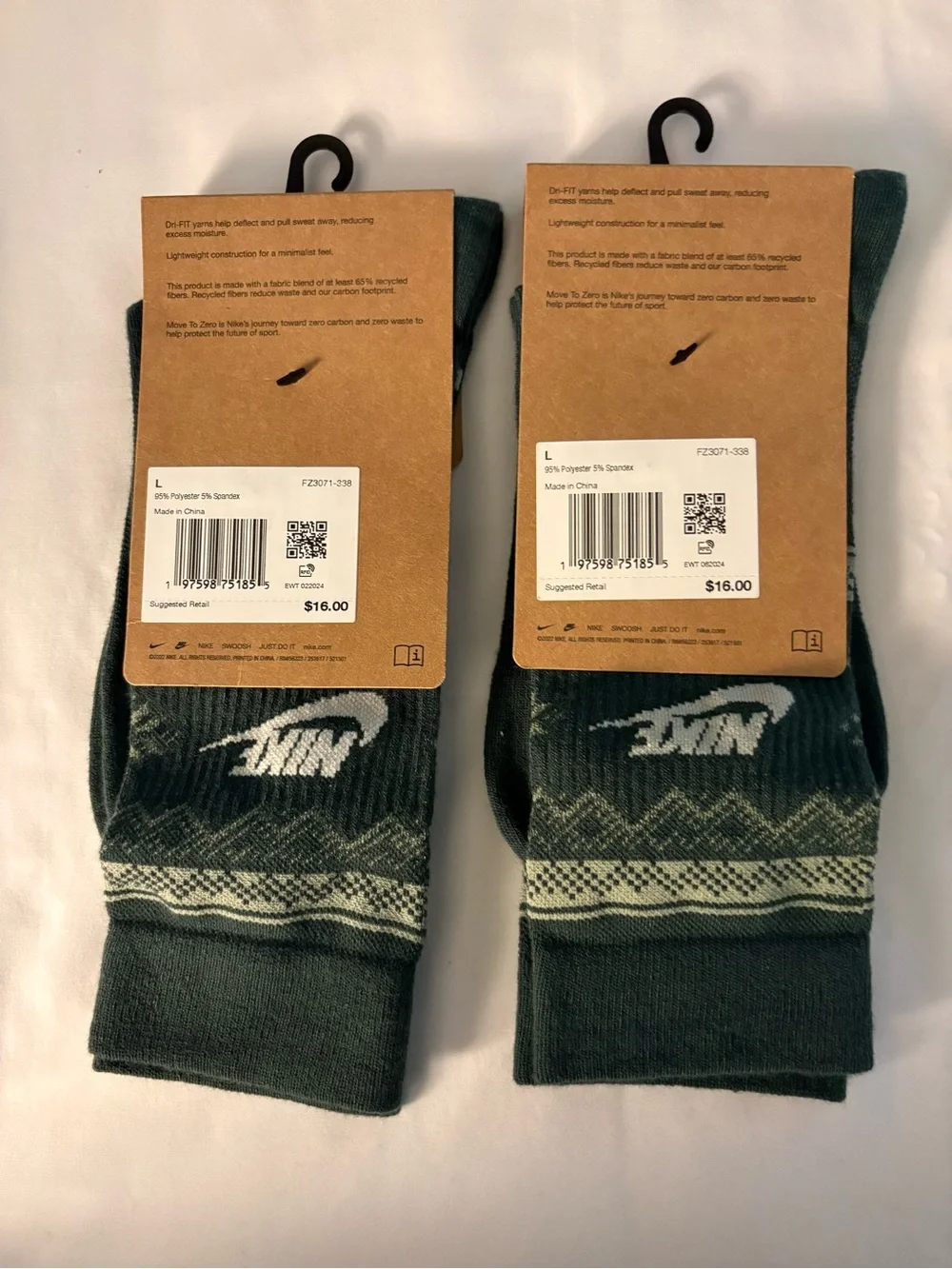 2 Nike Dri-fit Essential Holiday Fair Isle Crew Socks FZ7031-338 Green M 8-12